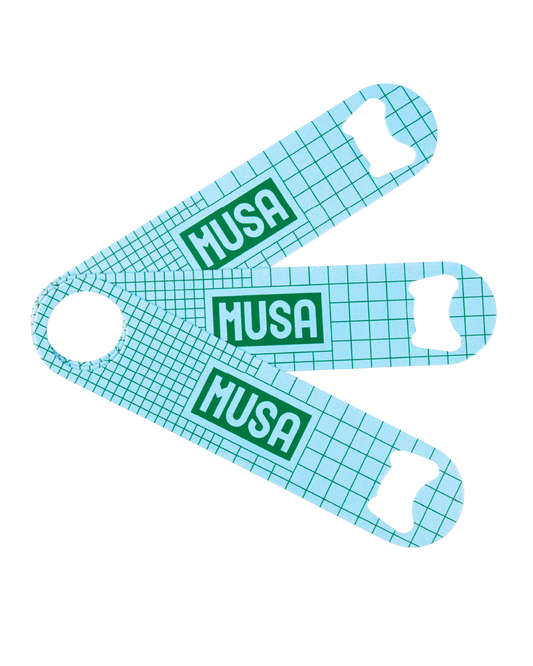 Abre caricas ou Abridor de garrafas Musa, prenda pequena e prática para quem aprecia cerveja